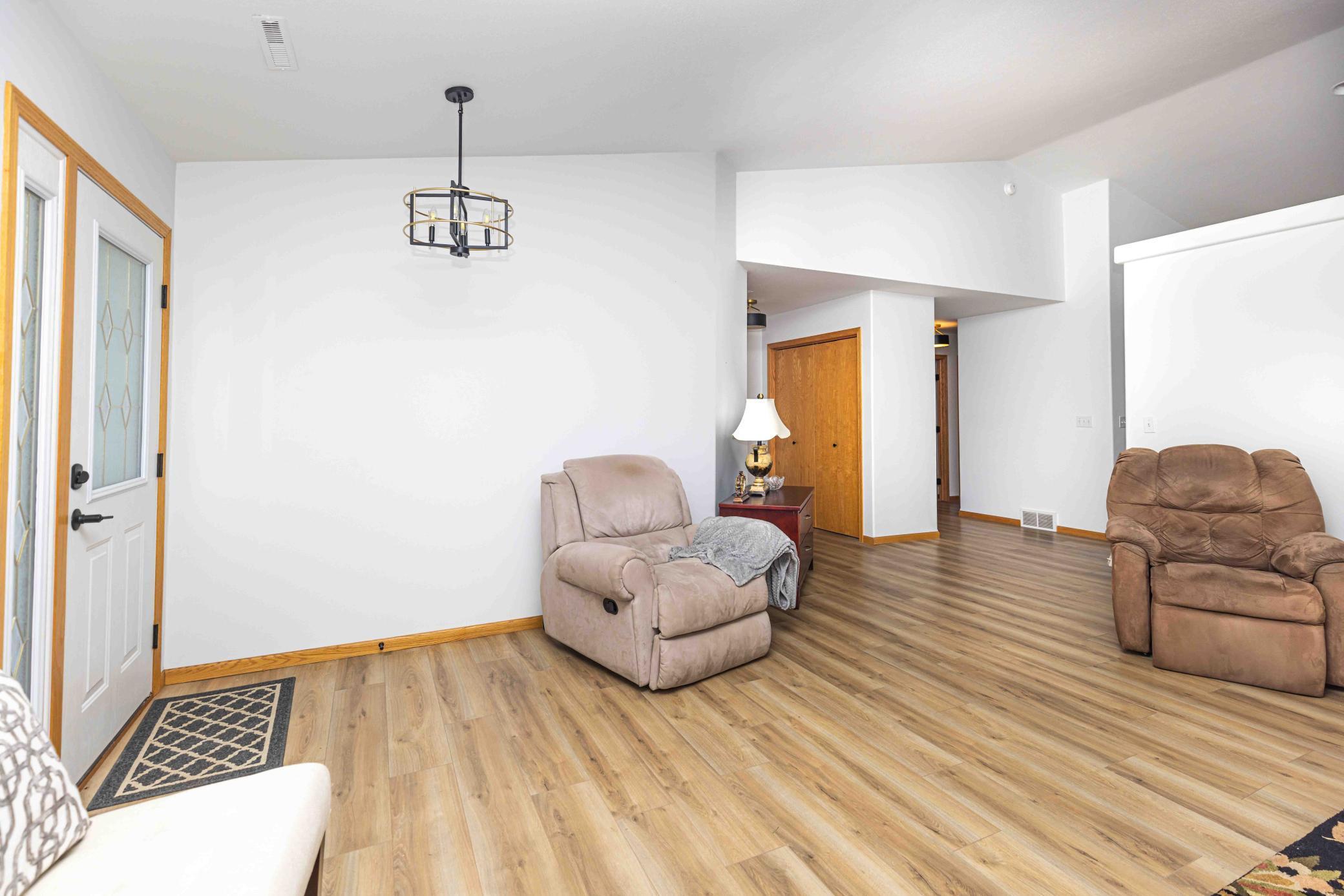 868 Lakeridge Place, West Fargo, ND, 58078