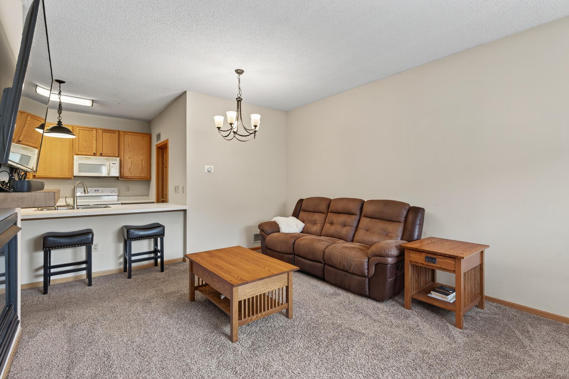 8983 Sawgrass Glen N, Maple Grove, MN, 55311