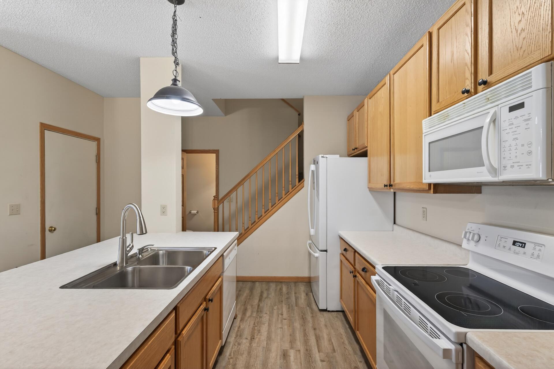 8983 Sawgrass Glen N, Maple Grove, MN, 55311