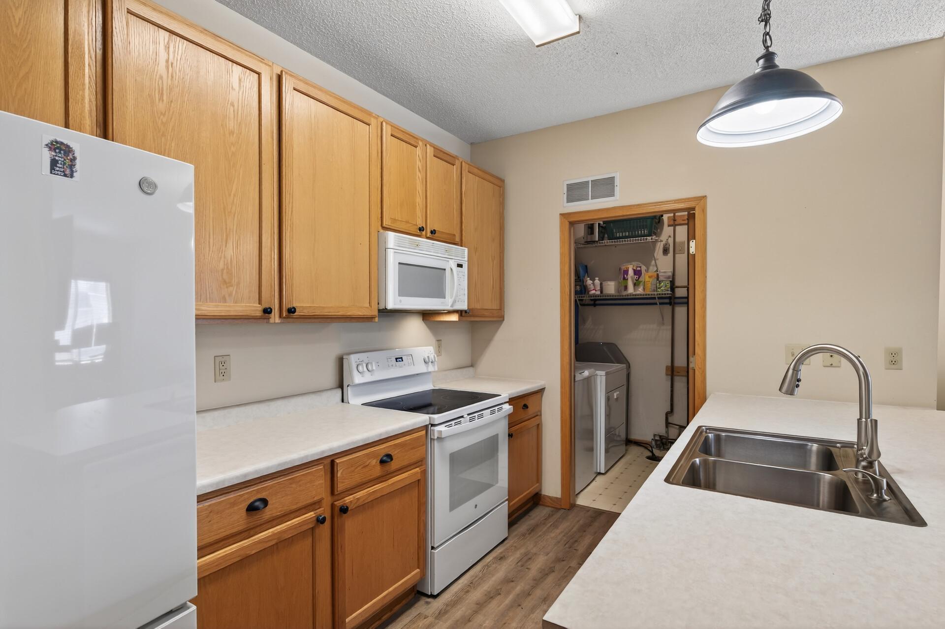 8983 Sawgrass Glen N, Maple Grove, MN, 55311