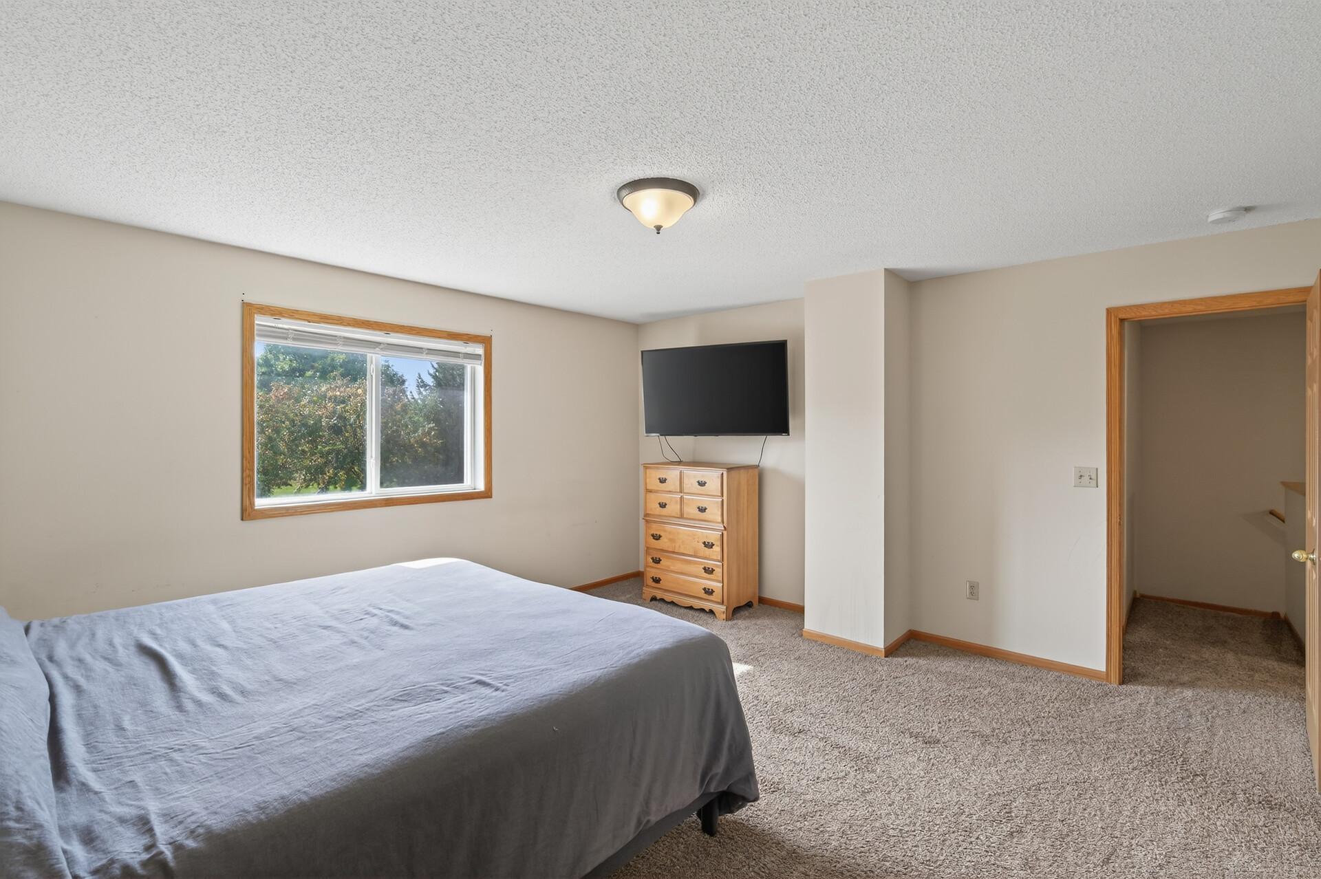 8983 Sawgrass Glen N, Maple Grove, MN, 55311