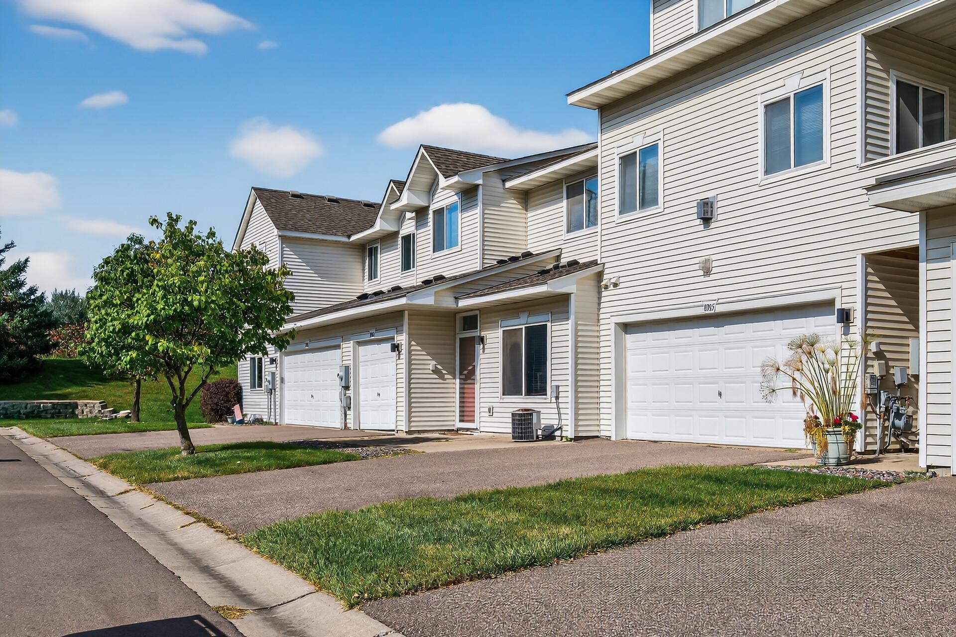 8983 Sawgrass Glen N, Maple Grove, MN, 55311