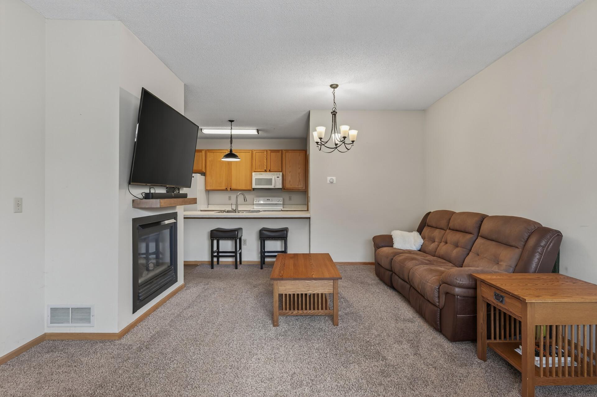 8983 Sawgrass Glen N, Maple Grove, MN, 55311