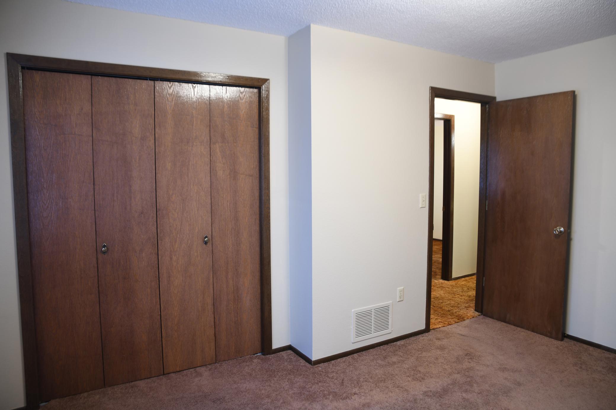 1121 4th Street W, Hastings, MN, 55033