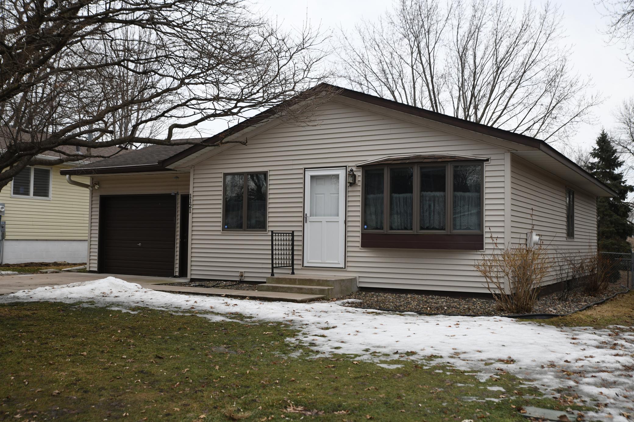 1121 4th Street W, Hastings, MN, 55033