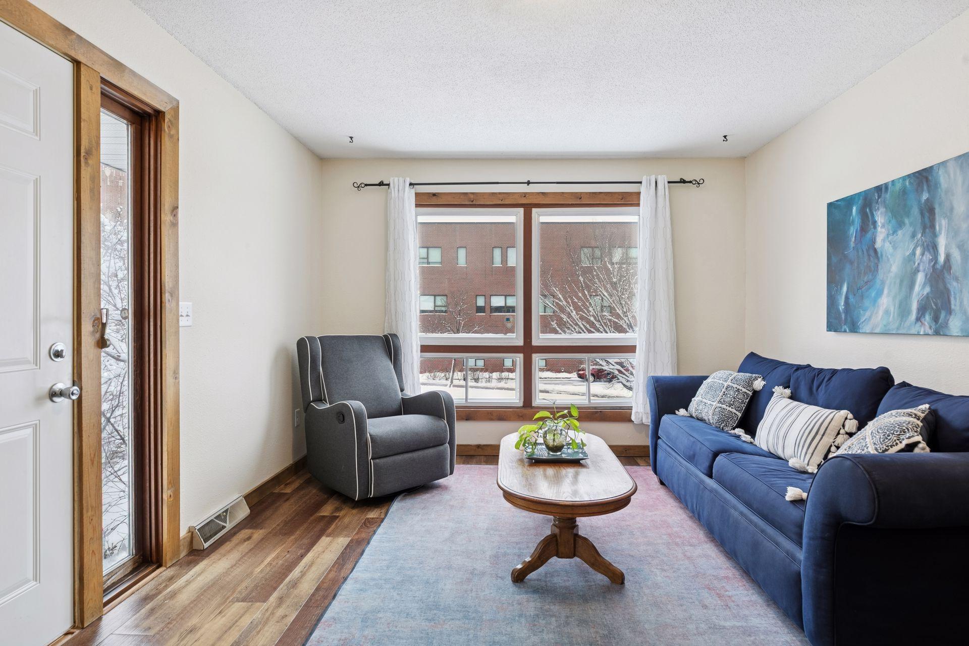 1084 3rd Street E, Saint Paul, MN, 55106