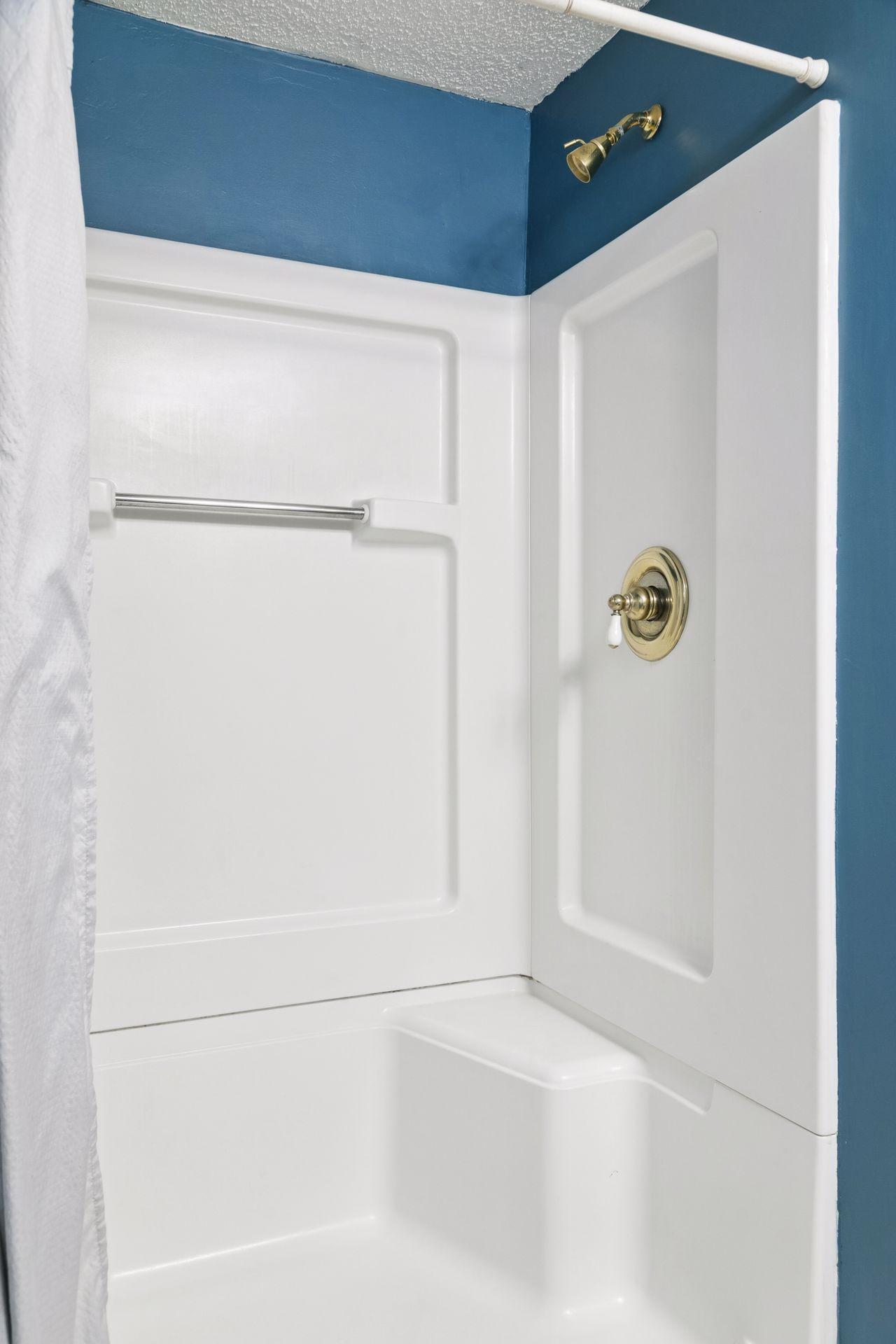 1084 3rd Street E, Saint Paul, MN, 55106