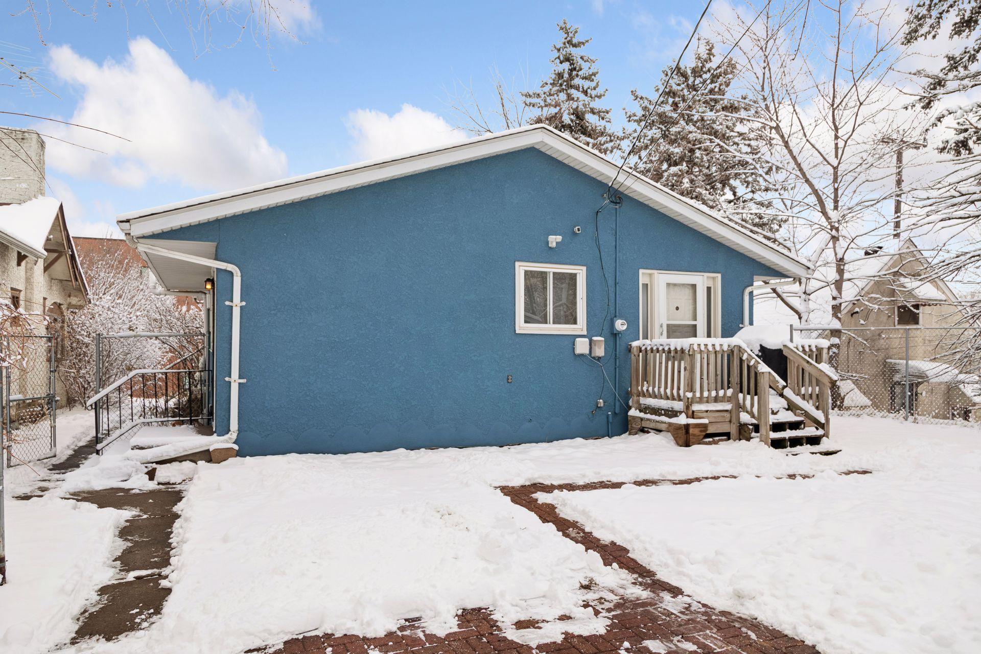 1084 3rd Street E, Saint Paul, MN, 55106