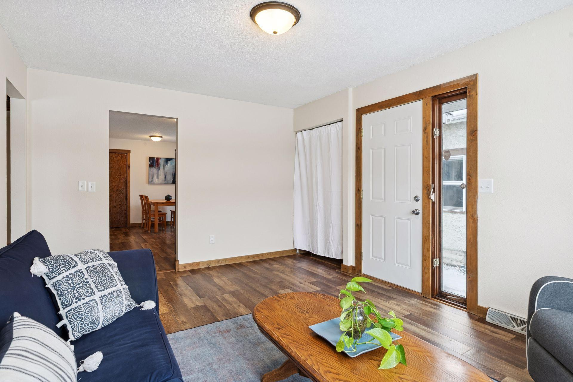 1084 3rd Street E, Saint Paul, MN, 55106