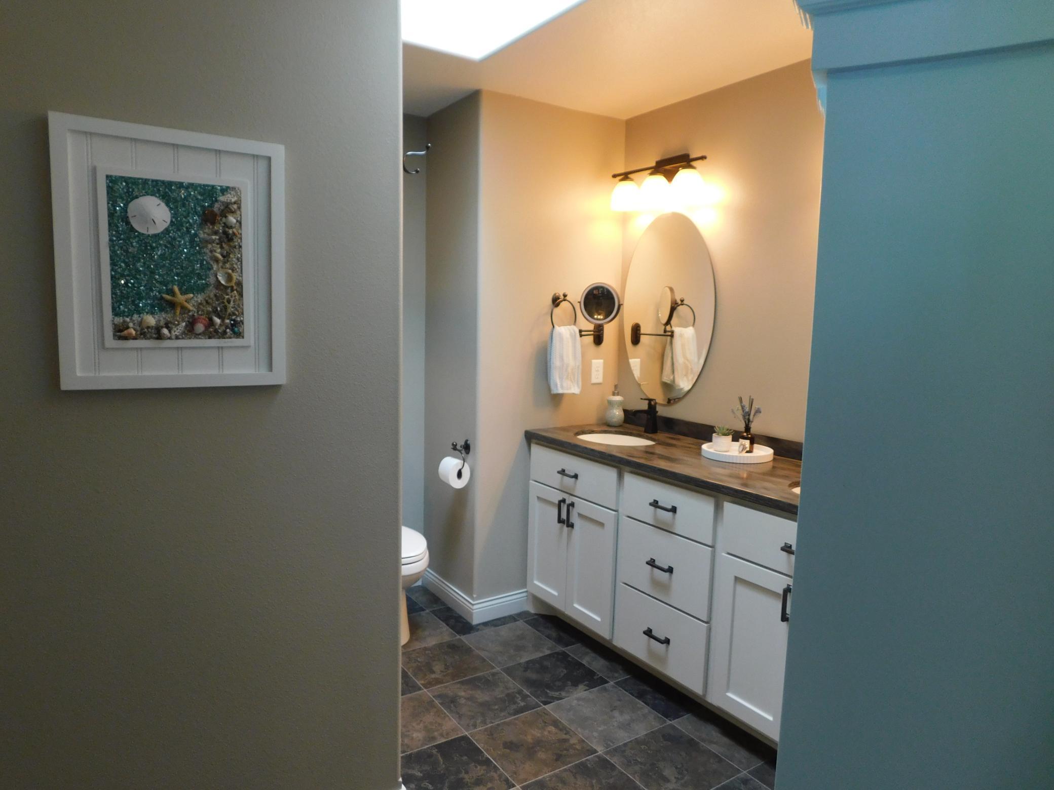 729 48th Avenue W, West Fargo, ND, 58078