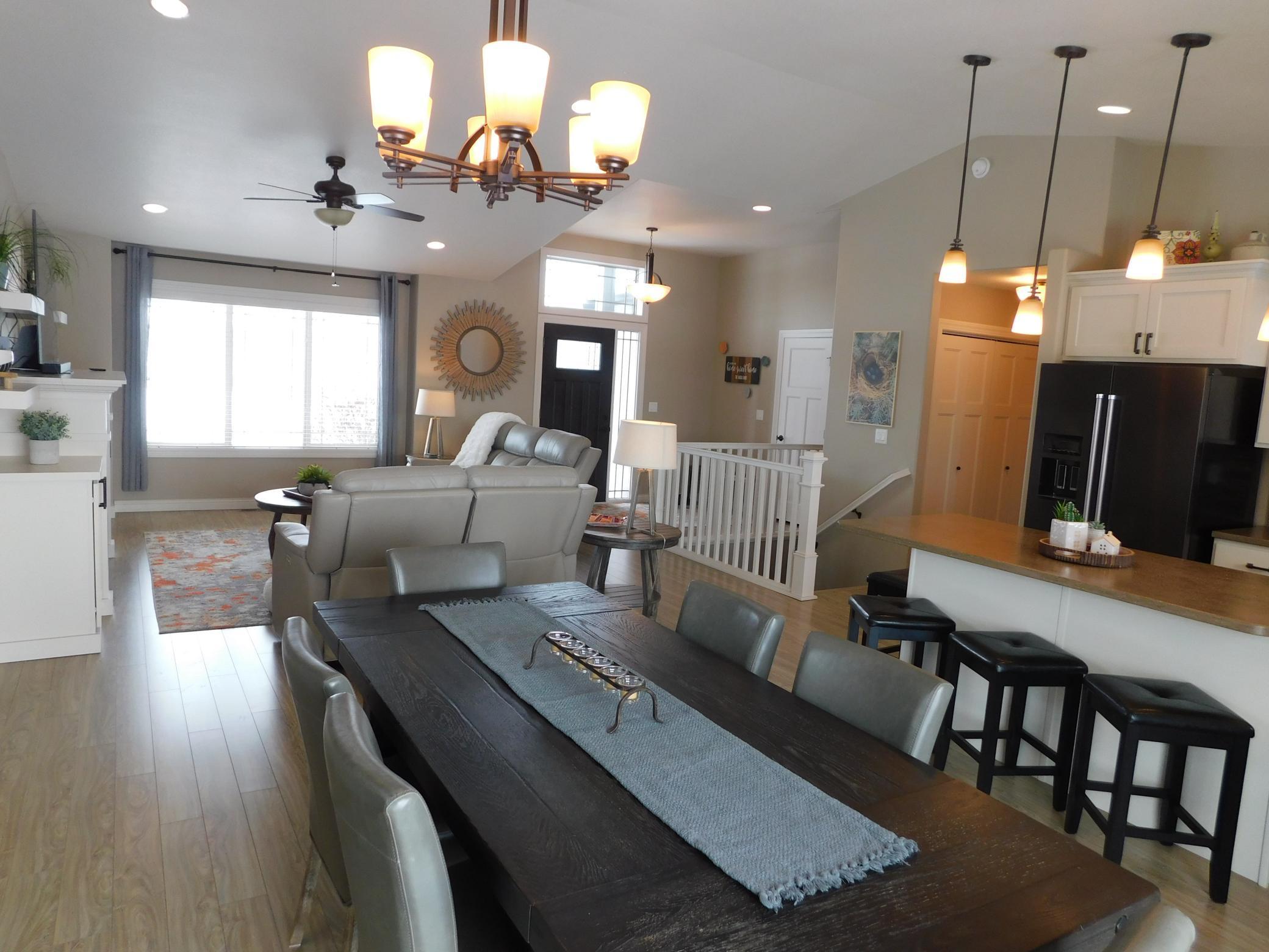 729 48th Avenue W, West Fargo, ND, 58078