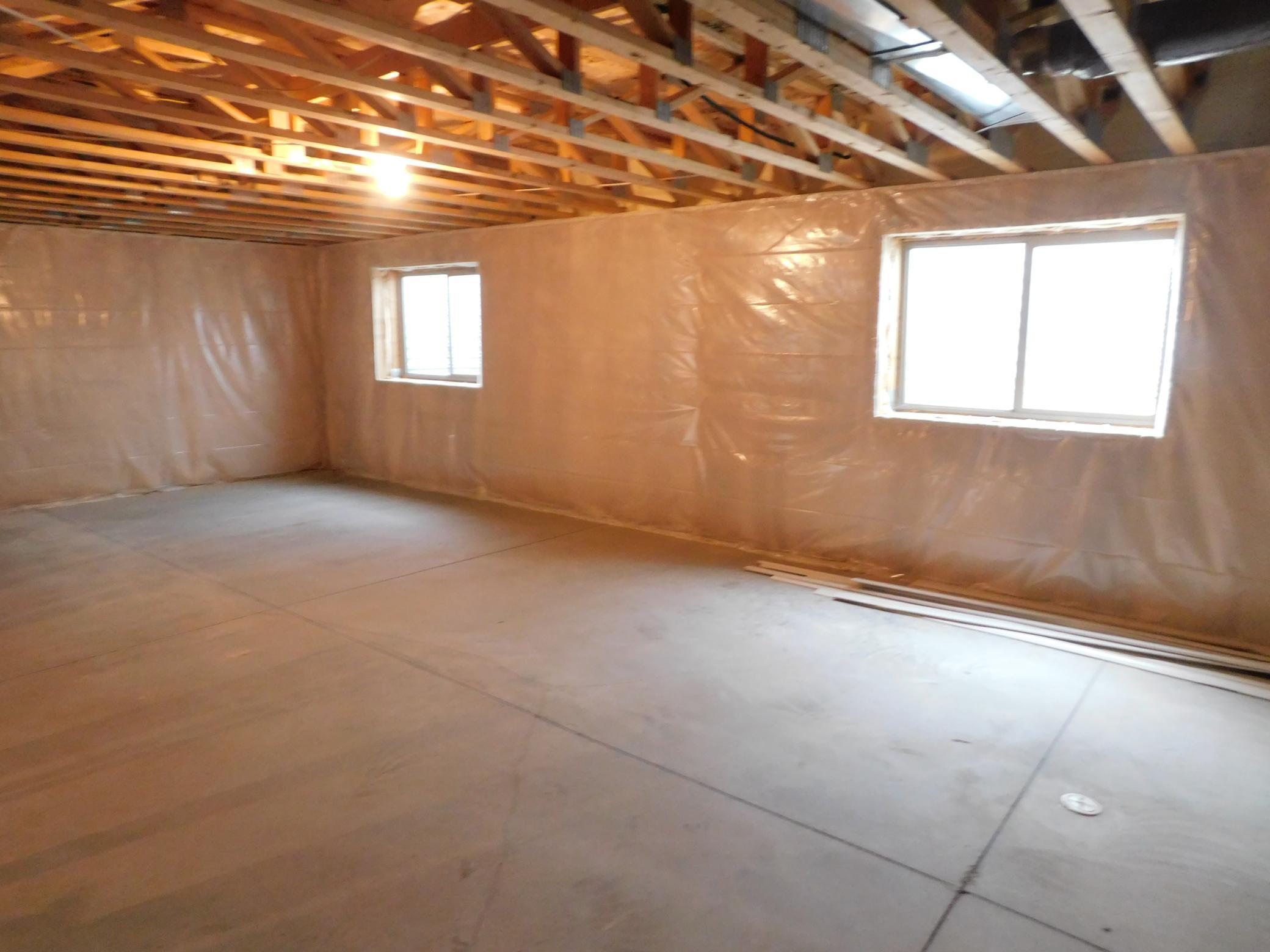 729 48th Avenue W, West Fargo, ND, 58078