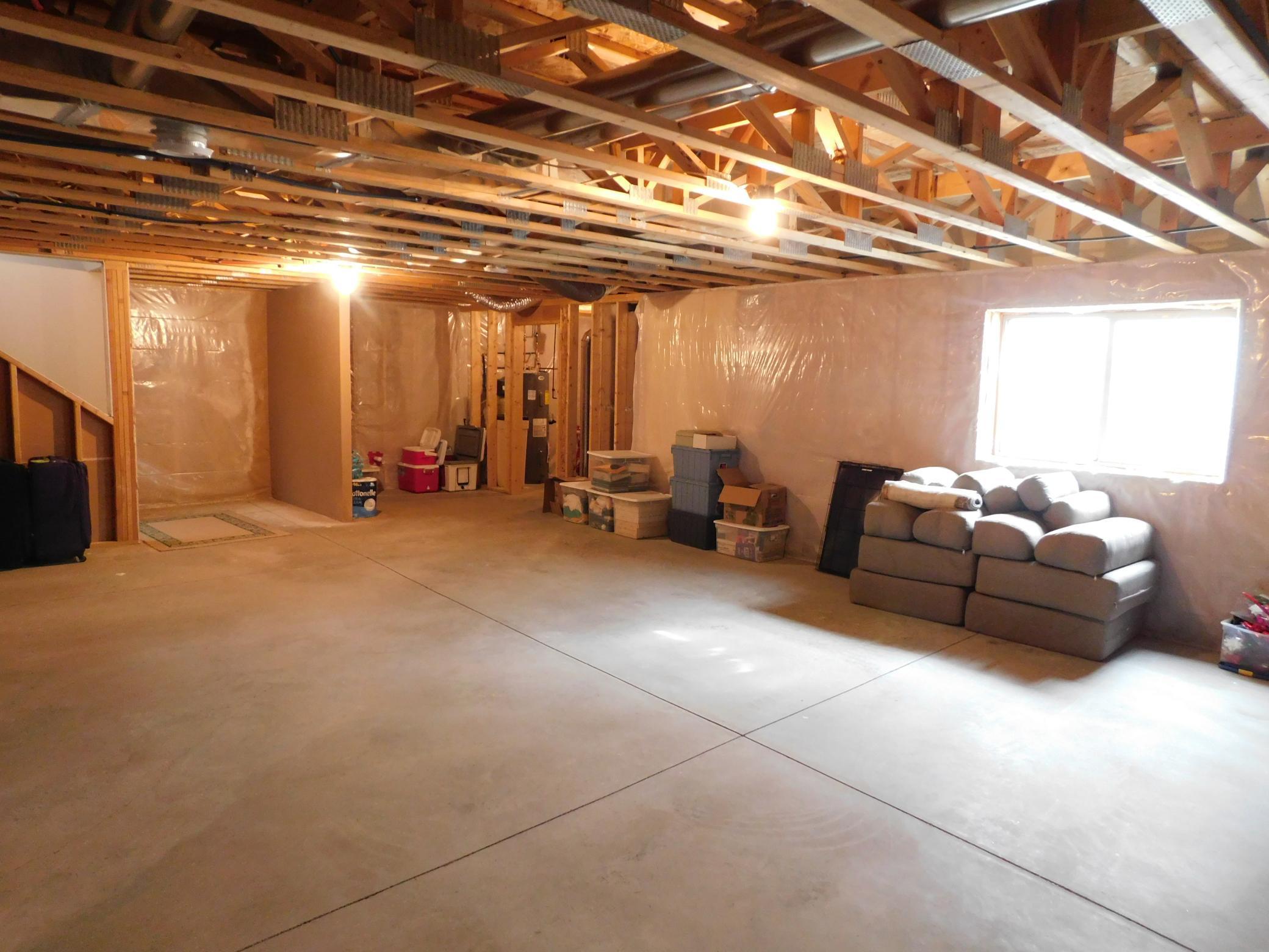 729 48th Avenue W, West Fargo, ND, 58078