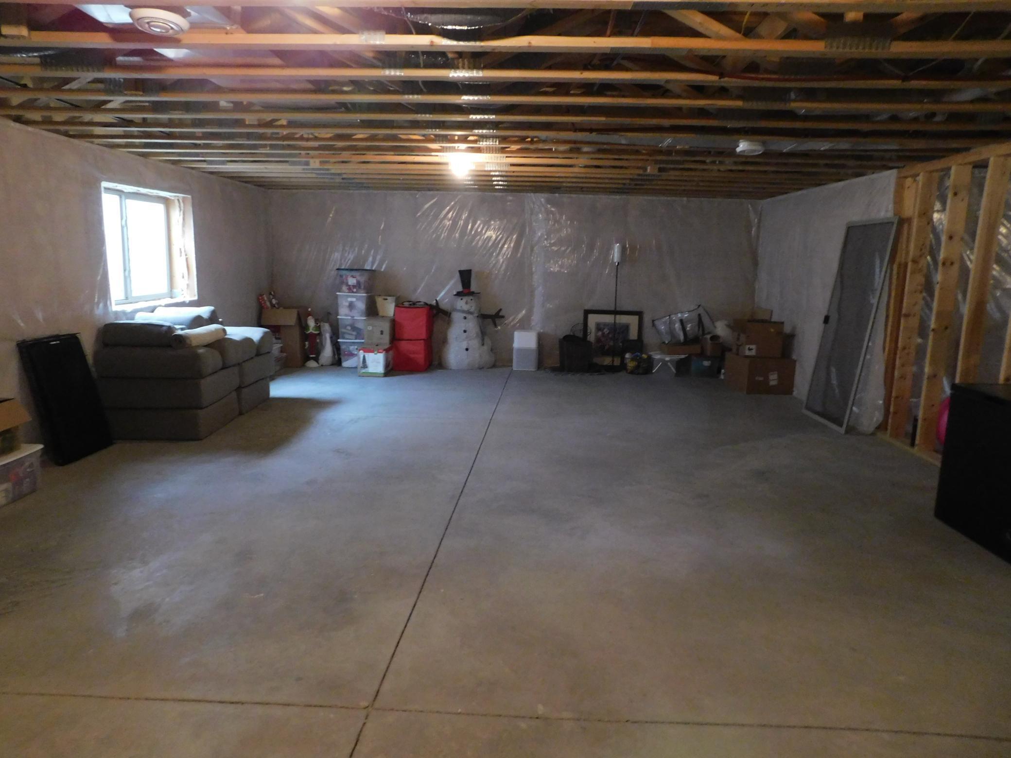 729 48th Avenue W, West Fargo, ND, 58078