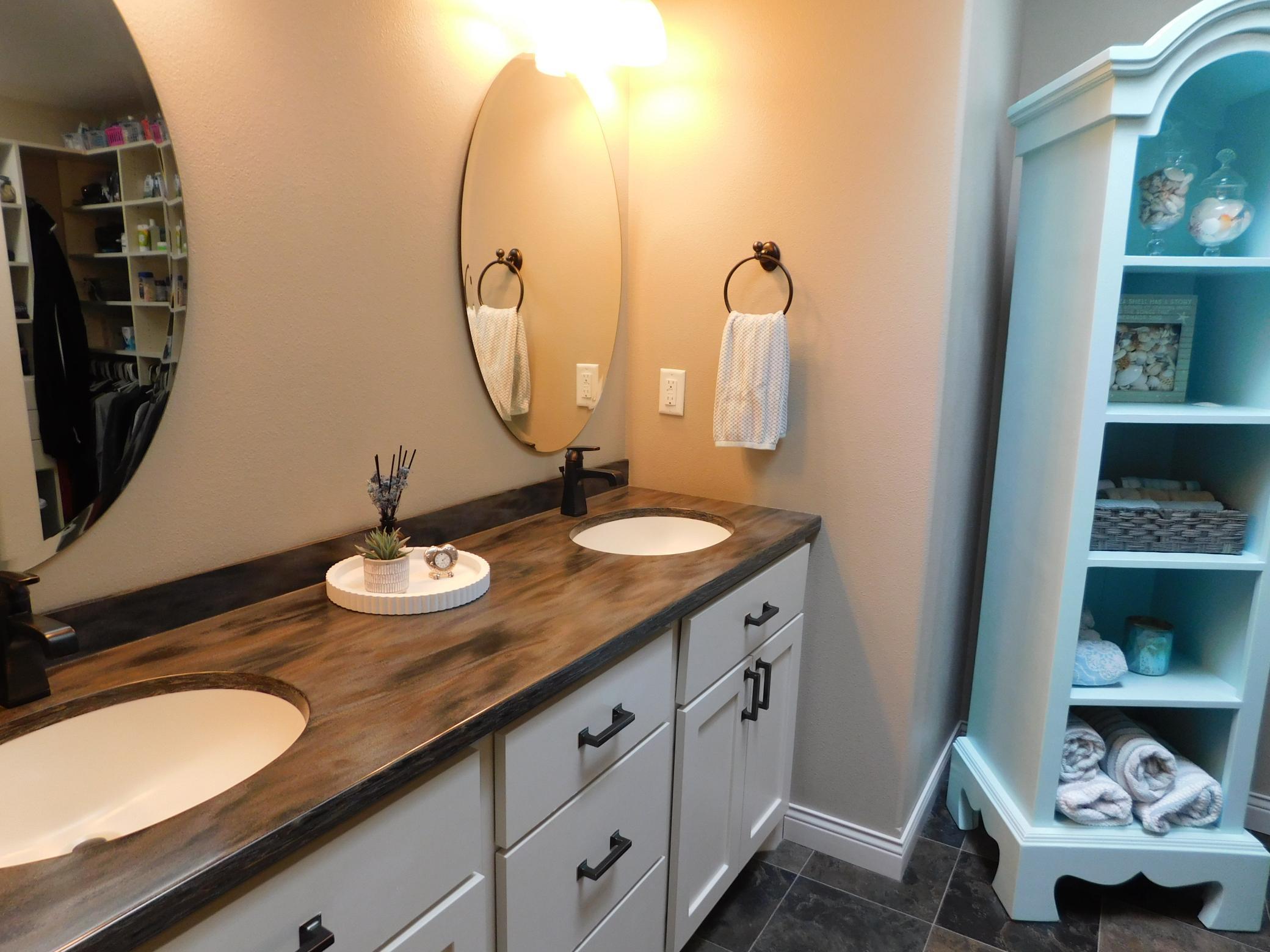 729 48th Avenue W, West Fargo, ND, 58078