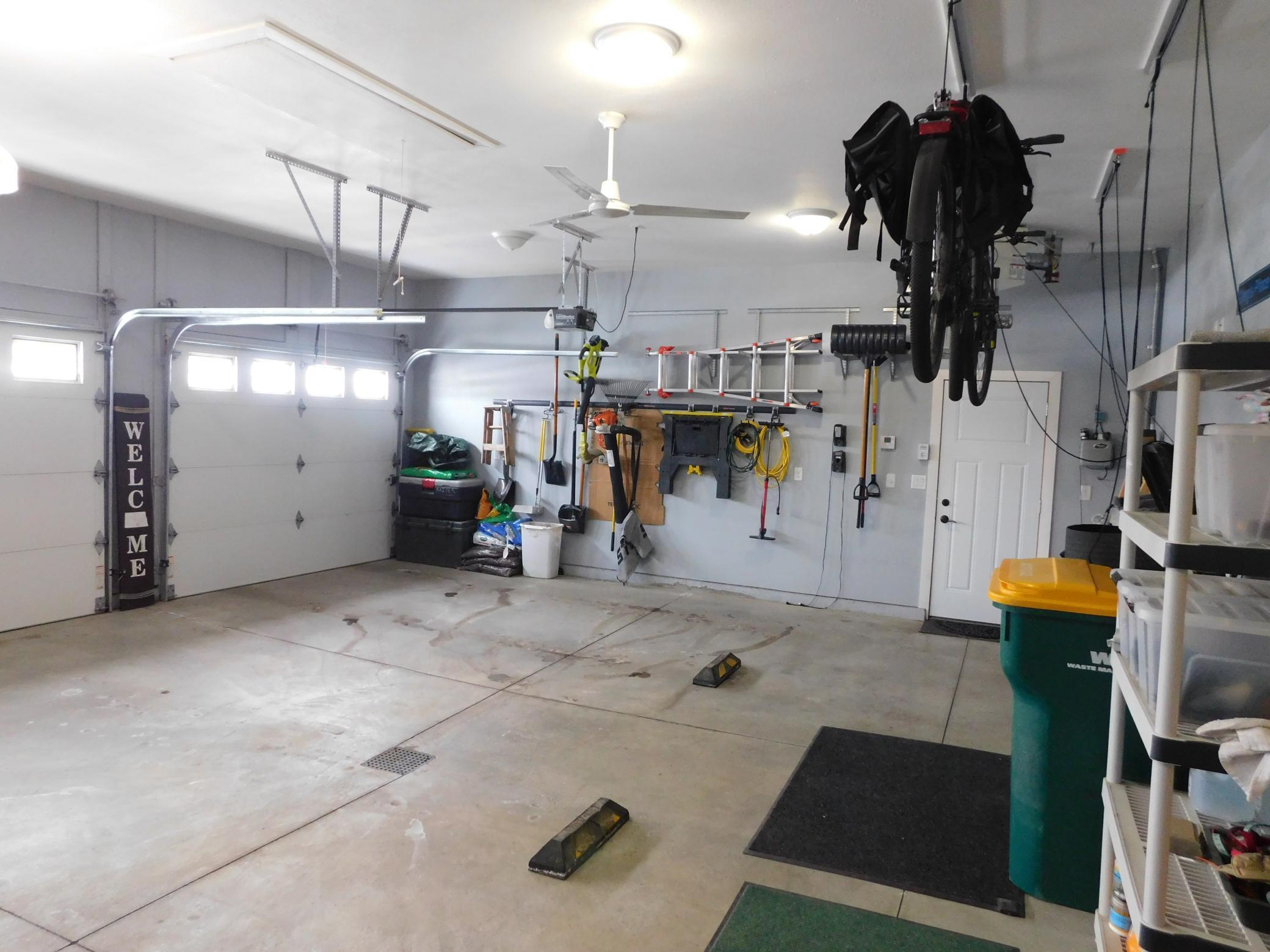 729 48th Avenue W, West Fargo, ND, 58078