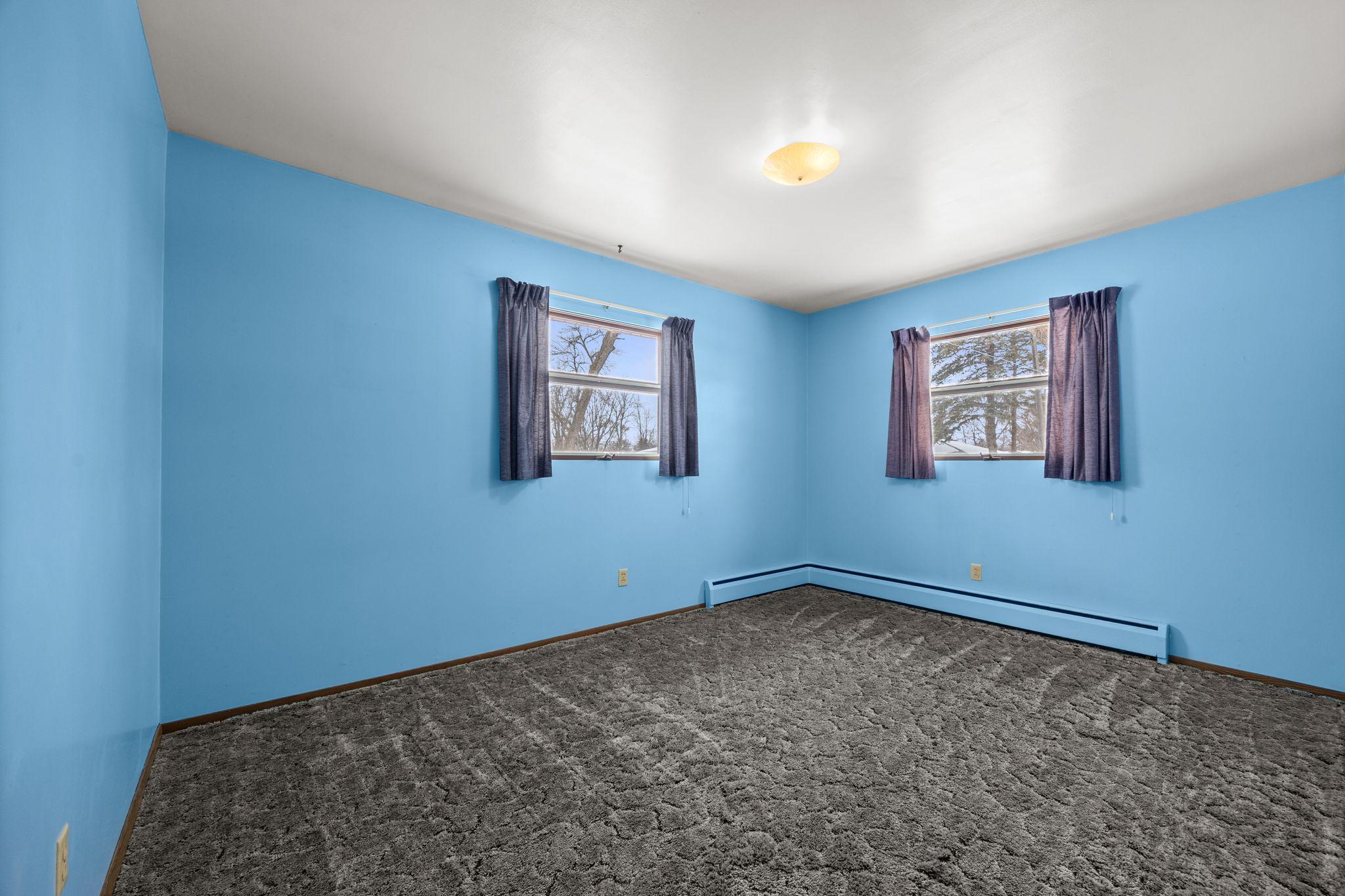 111 George Avenue E, Winsted, MN, 55395