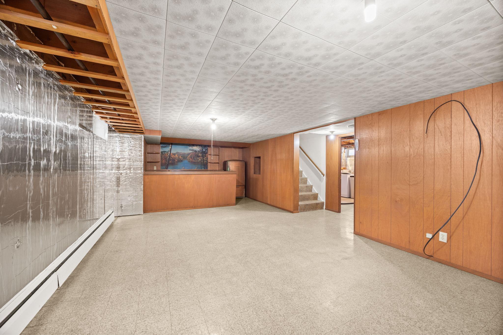 111 George Avenue E, Winsted, MN, 55395