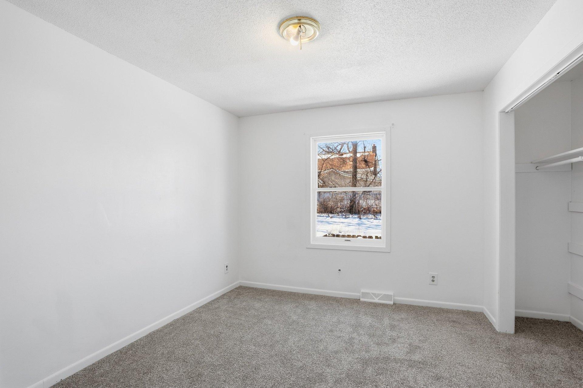 16 14th Street NW, Faribault, MN, 55021