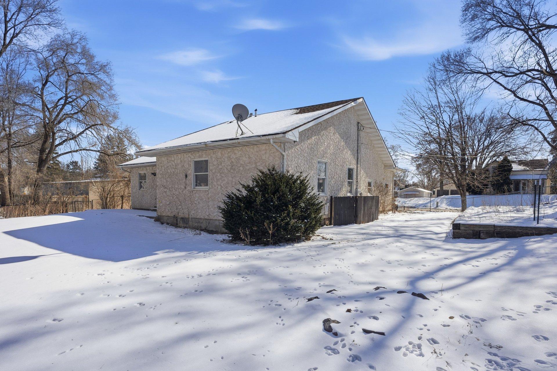 16 14th Street NW, Faribault, MN, 55021