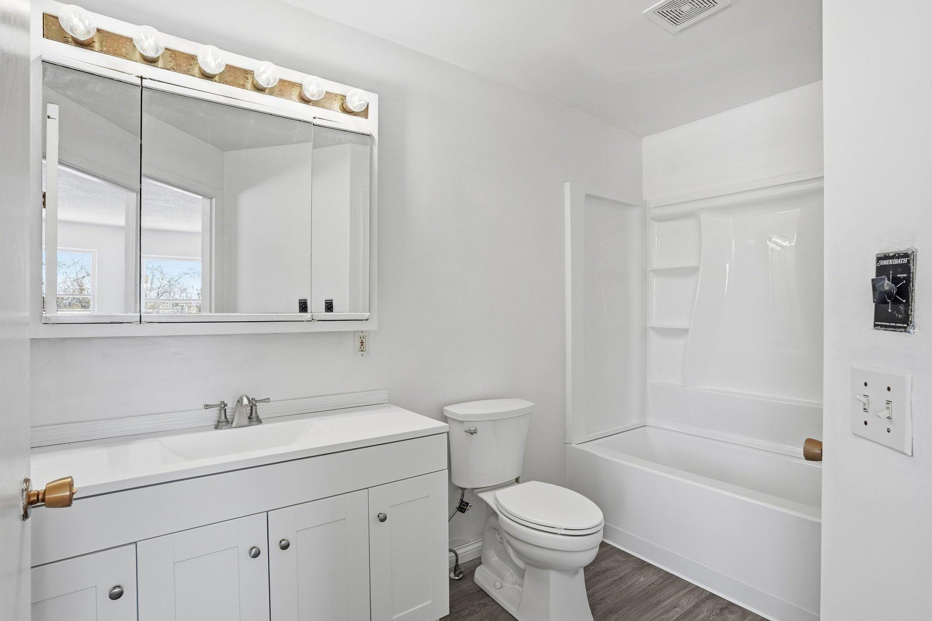 16 14th Street NW, Faribault, MN, 55021