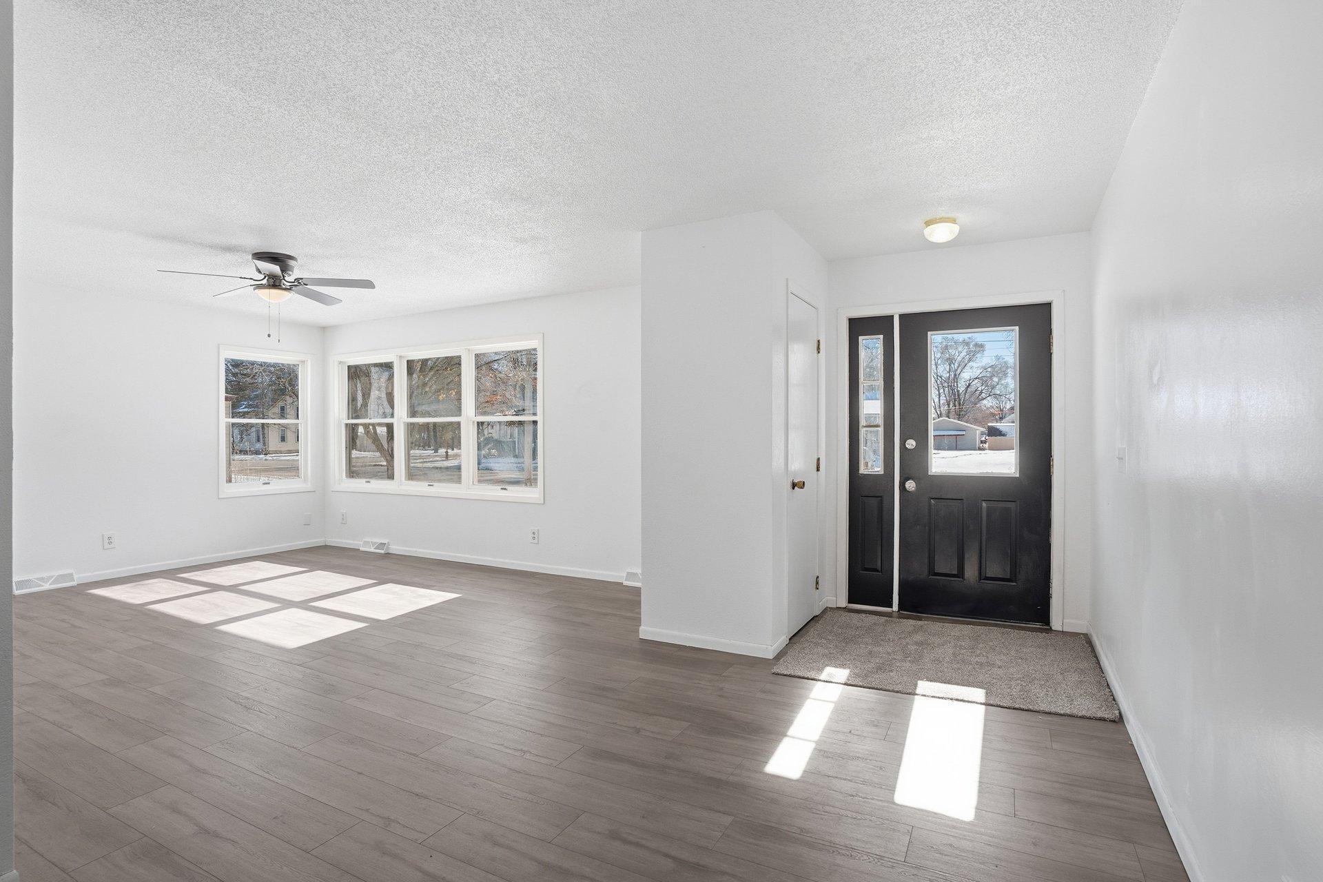 16 14th Street NW, Faribault, MN, 55021