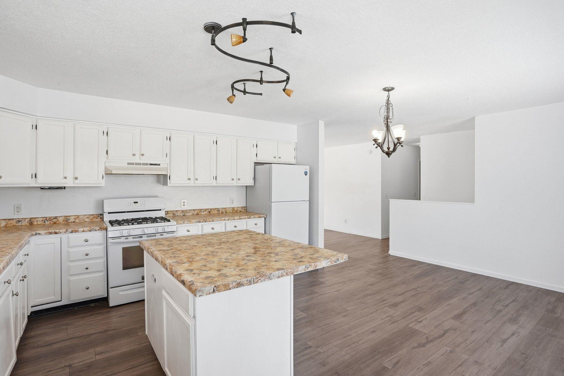 16 14th Street NW, Faribault, MN, 55021