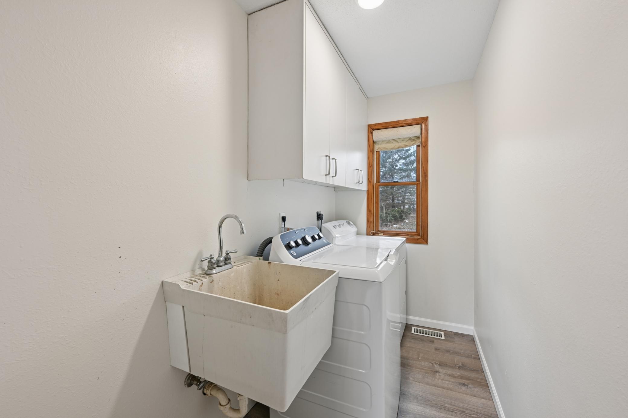 8633 Darlington Avenue NE, Monticello, MN, 55362