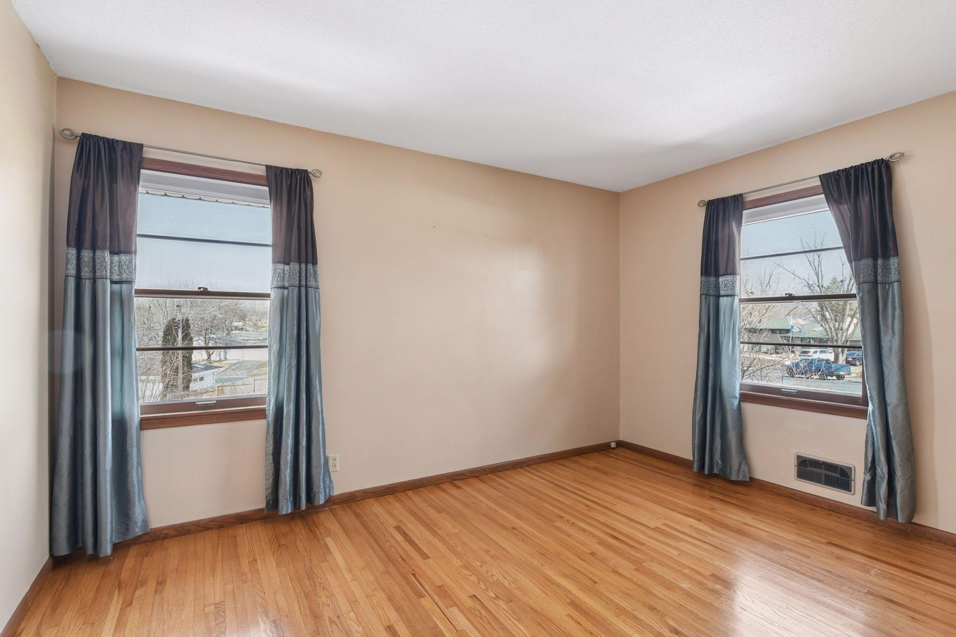 8449 Morris Circle, Bloomington, MN, 55437