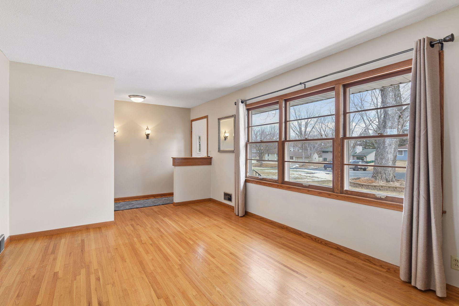 8449 Morris Circle, Bloomington, MN, 55437