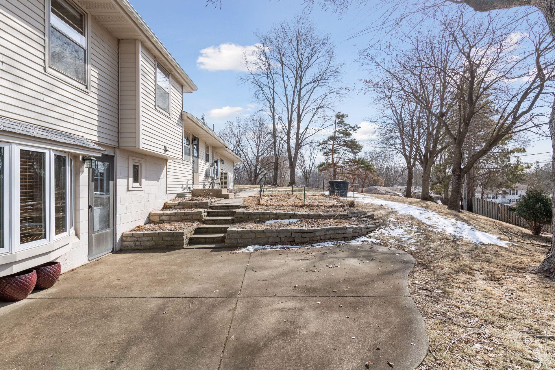 8449 Morris Circle, Bloomington, MN, 55437