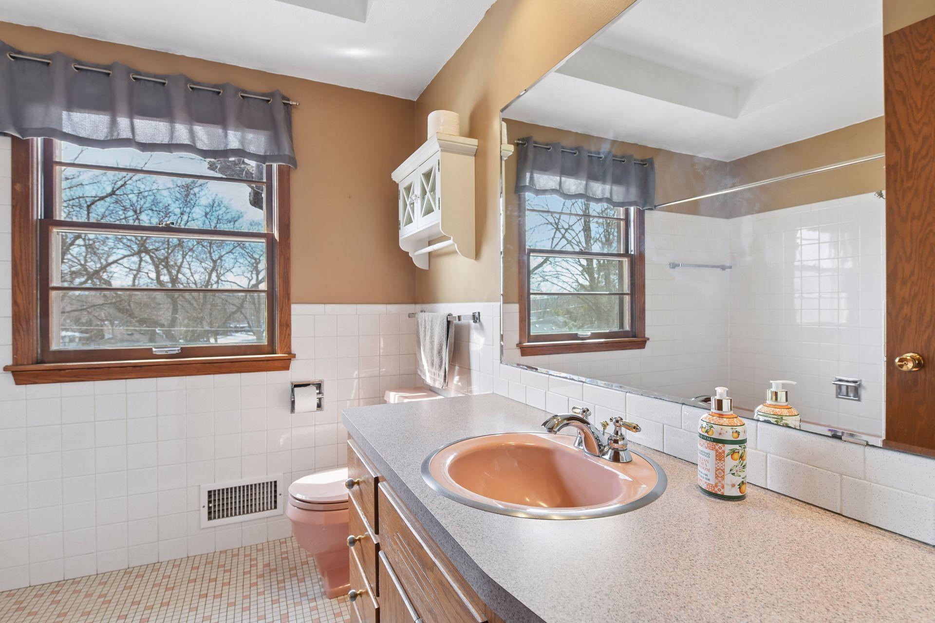 8449 Morris Circle, Bloomington, MN, 55437