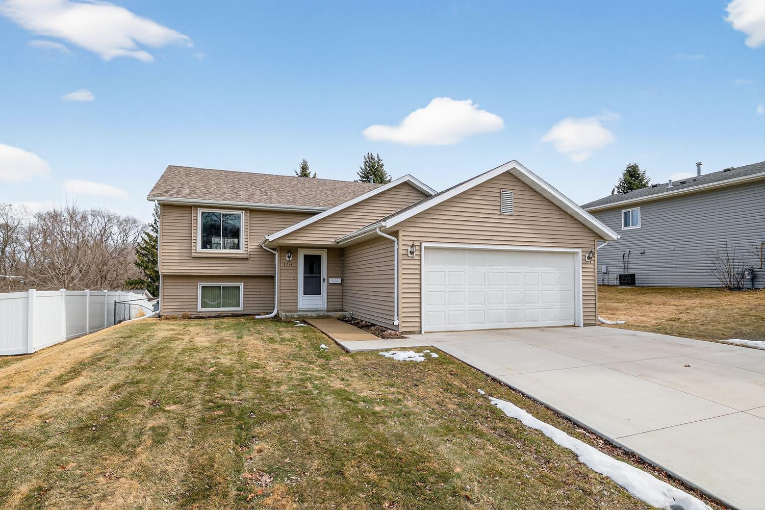 2082 Stillwater Street, White Bear Twp, MN, 55110