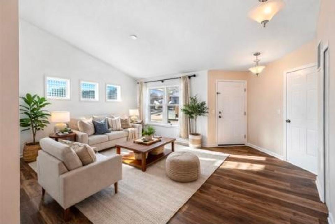 12719 Huntington Avenue S, Savage, MN, 55378