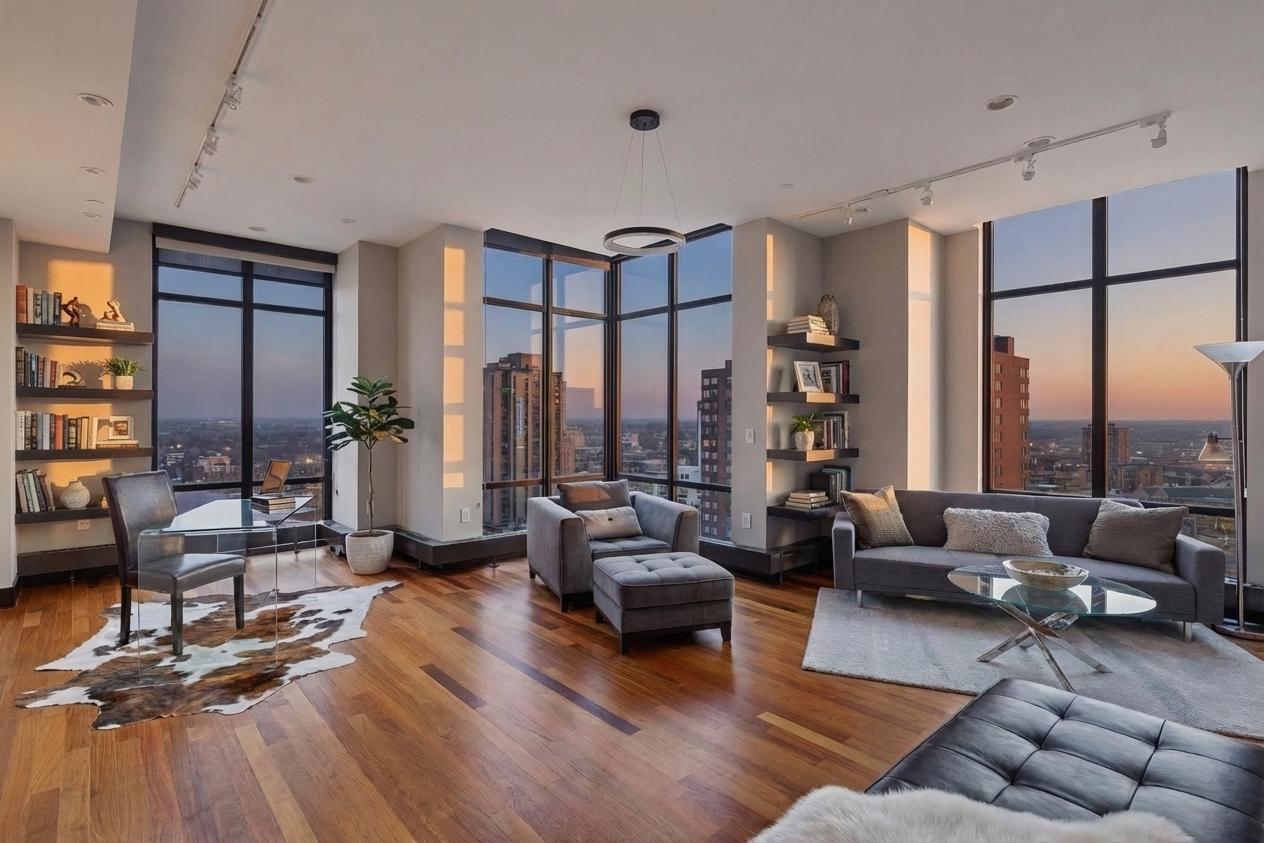 201-s-11th-st-2100-minneapolis-mn-55403/hzid_2947db60