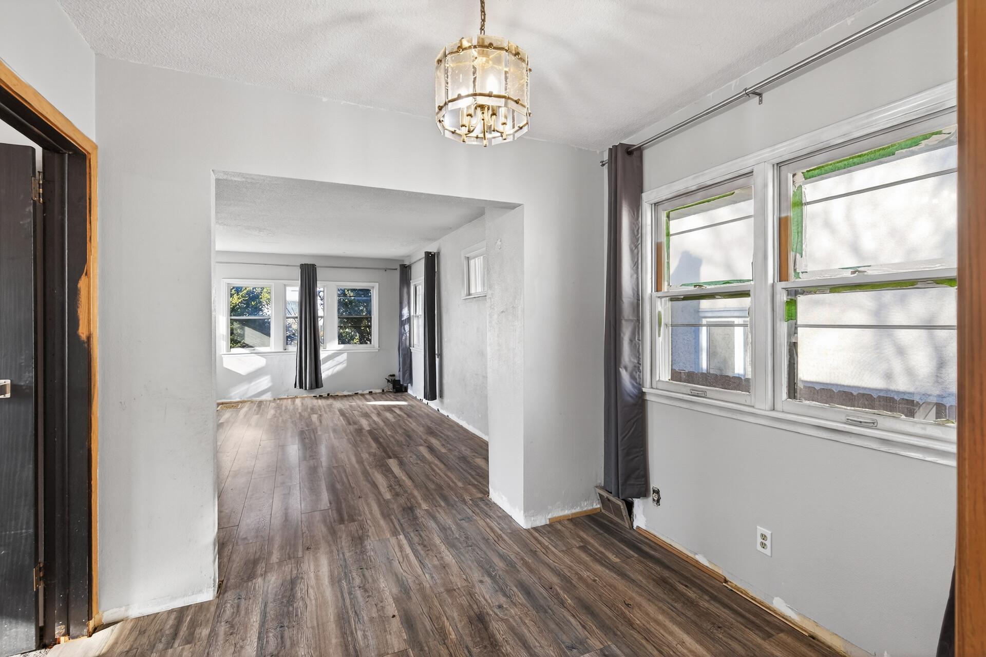 1102 Jenks Avenue, Saint Paul, MN, 55106