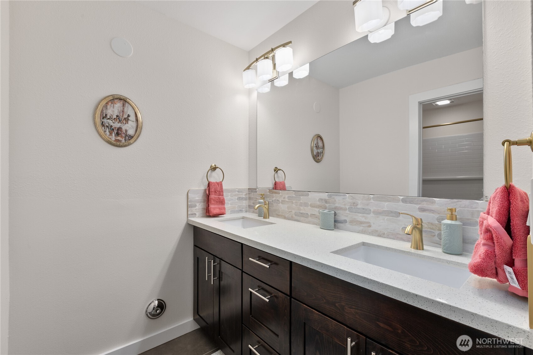 MLS #NWM2461216 image #20