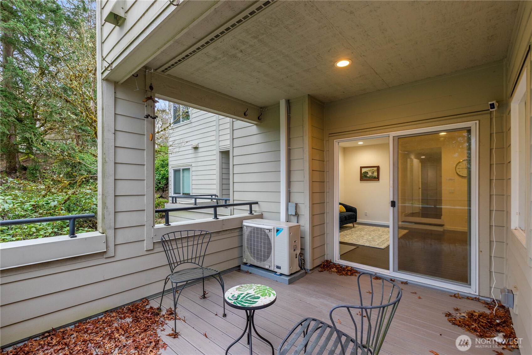 MLS #NWM2461216 image #6
