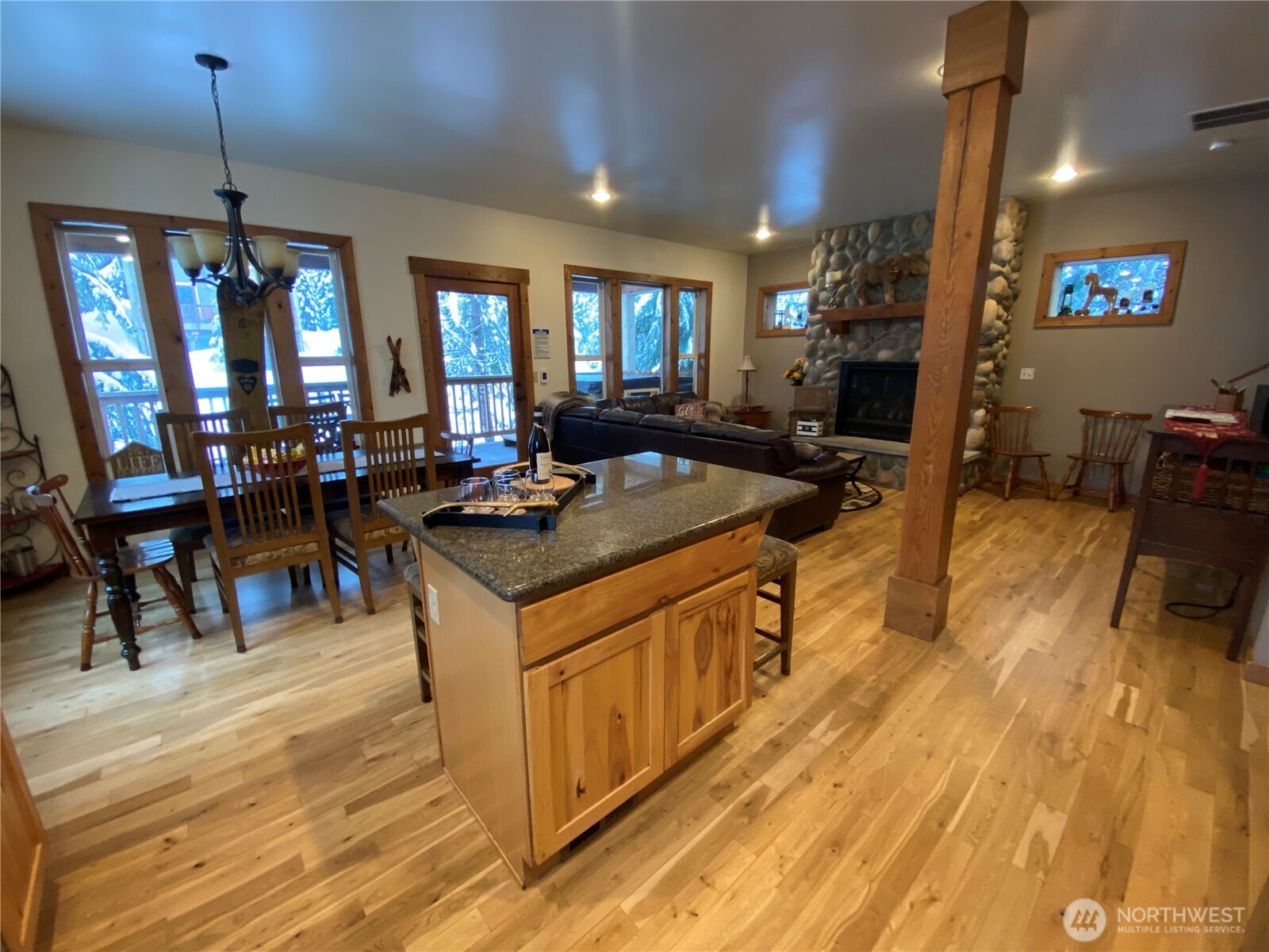 MLS #NWM2461672 image #18