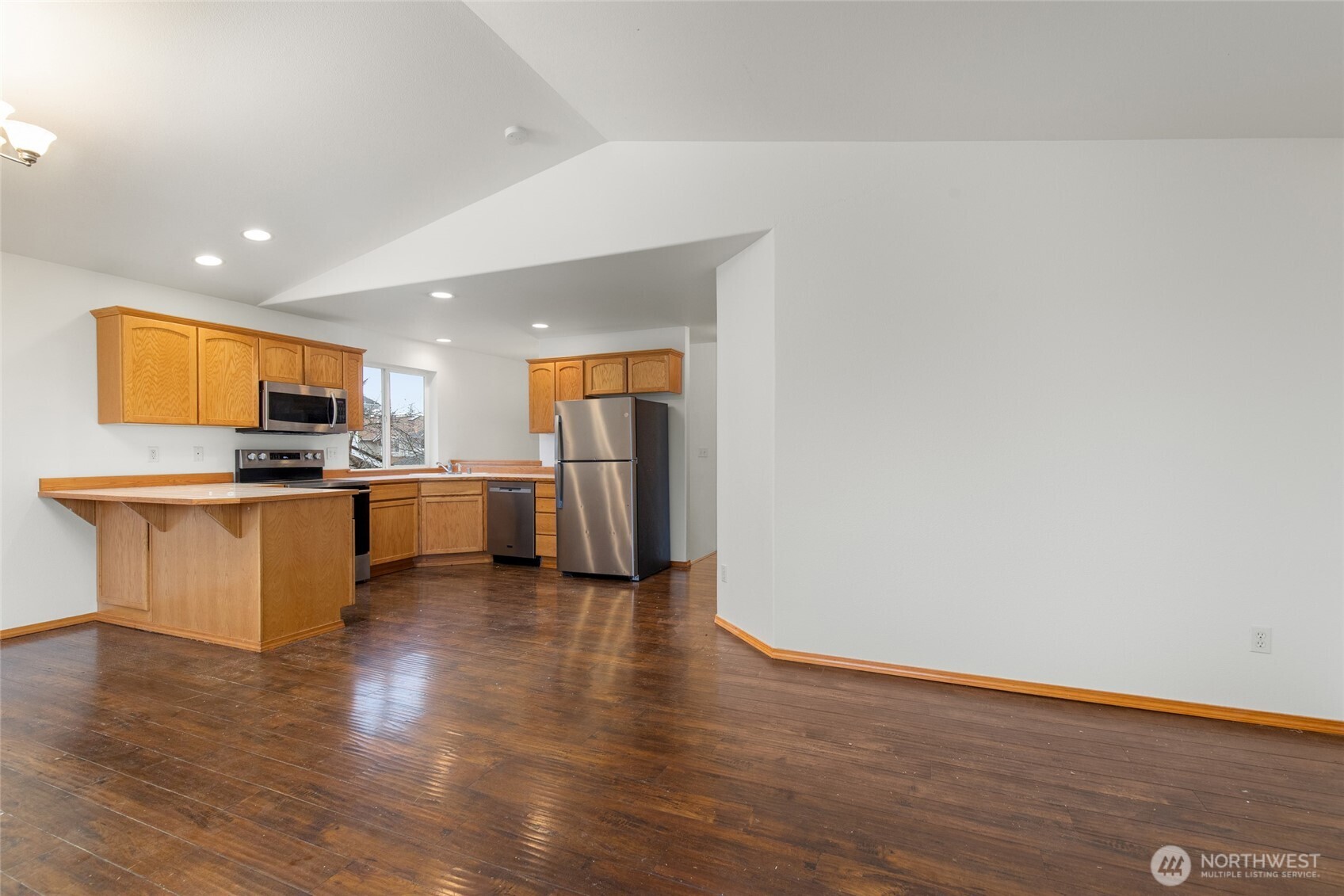 MLS #NWM2463603 image #10