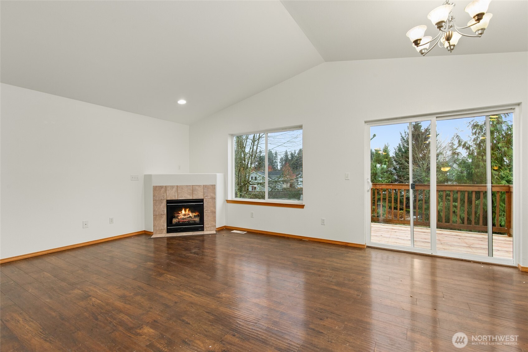 MLS #NWM2463603 image #8