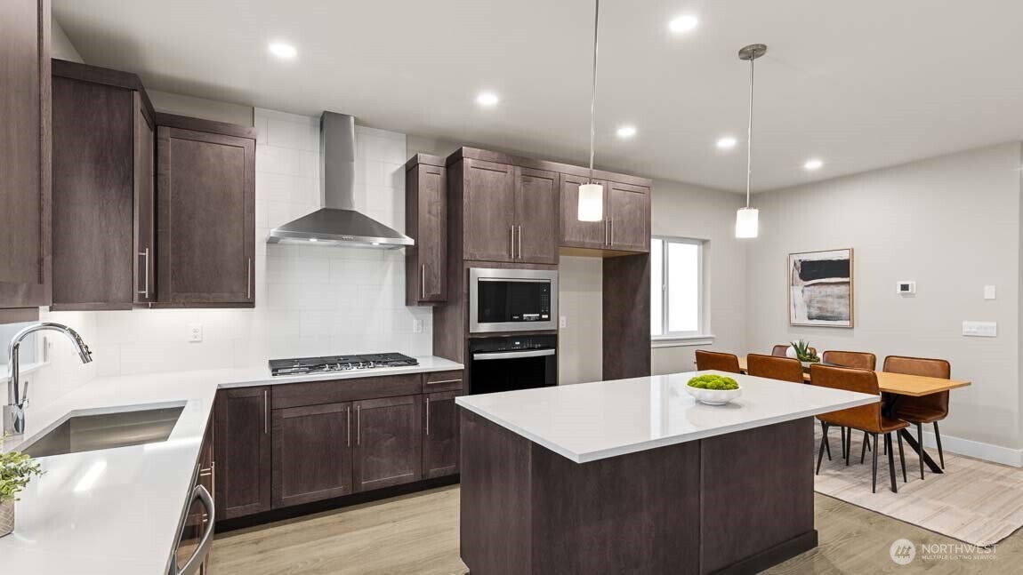 MLS #NWM2465748 image #6