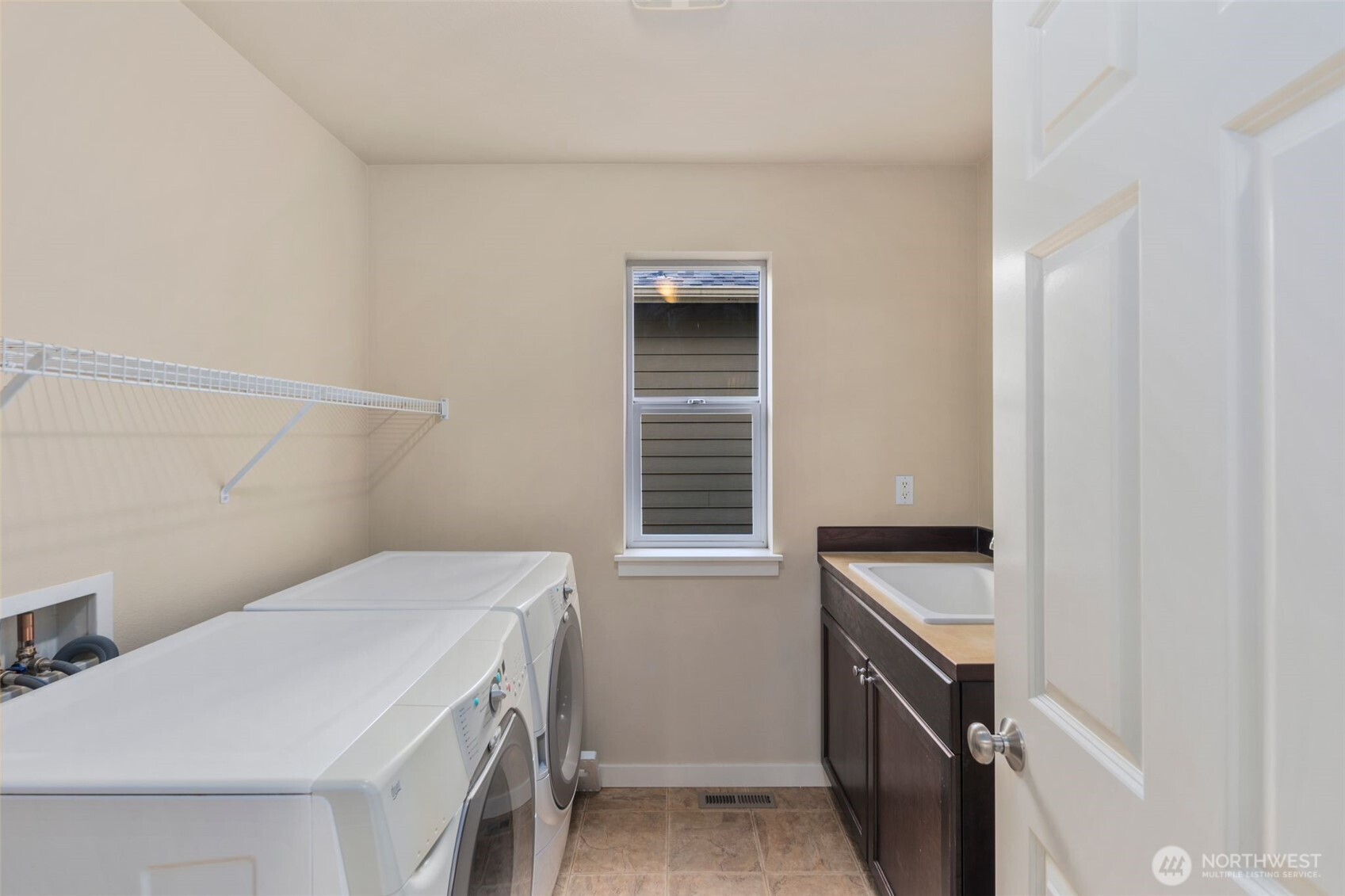 MLS #NWM2468087 image #28