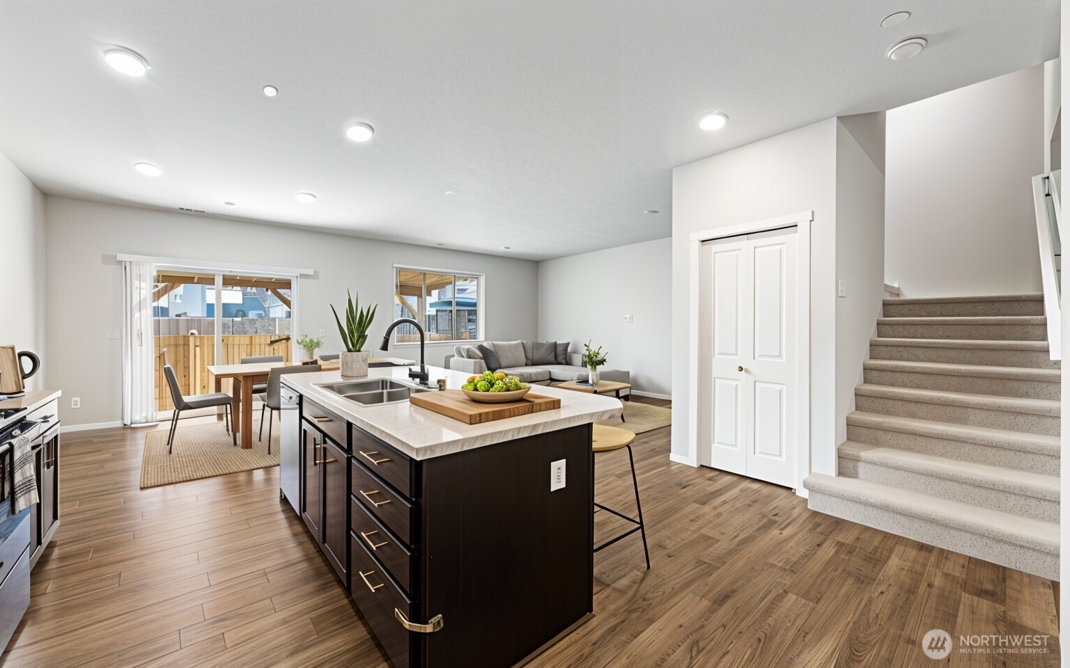 MLS #NWM2468409 image #14