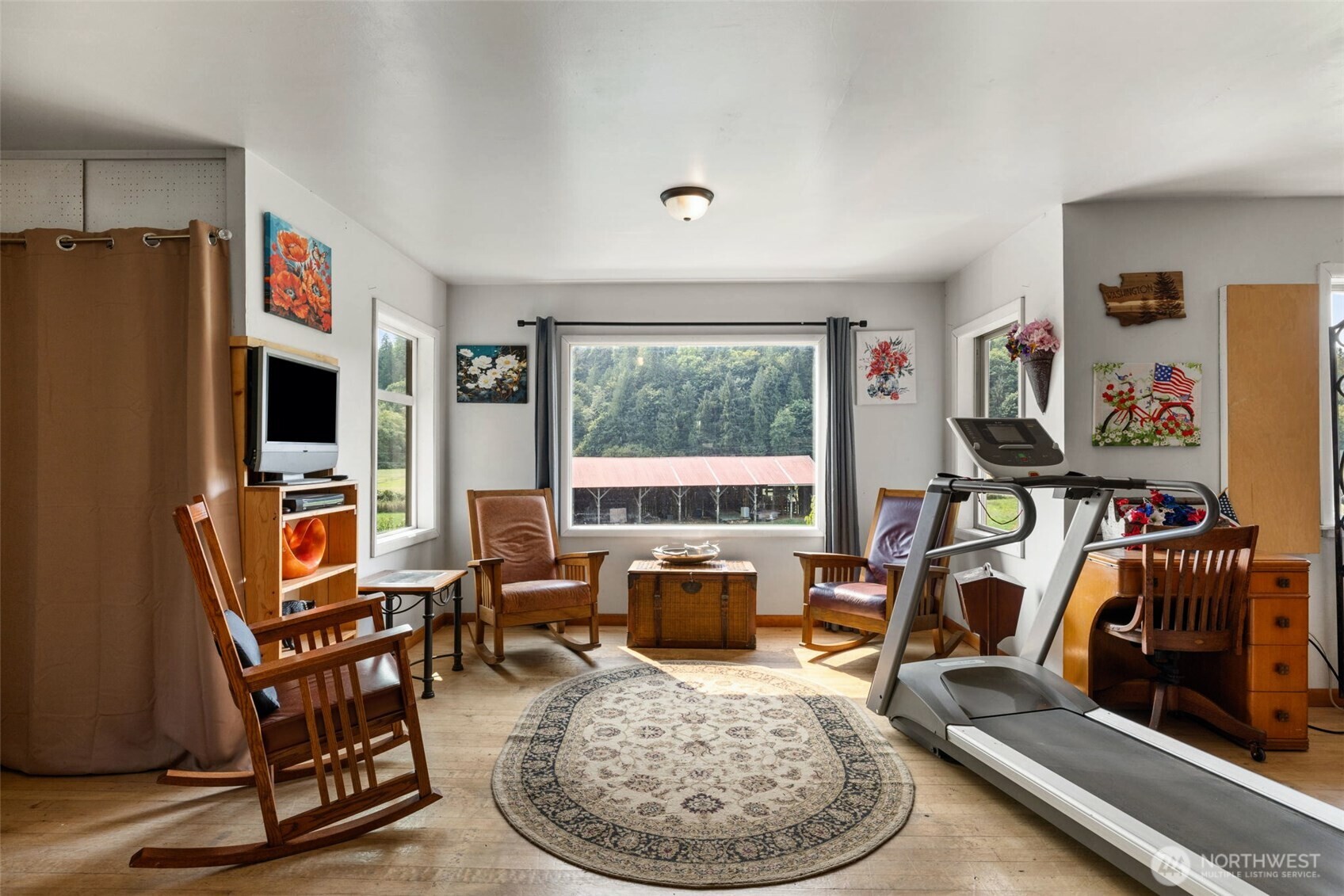 MLS #NWM2468748 image #9