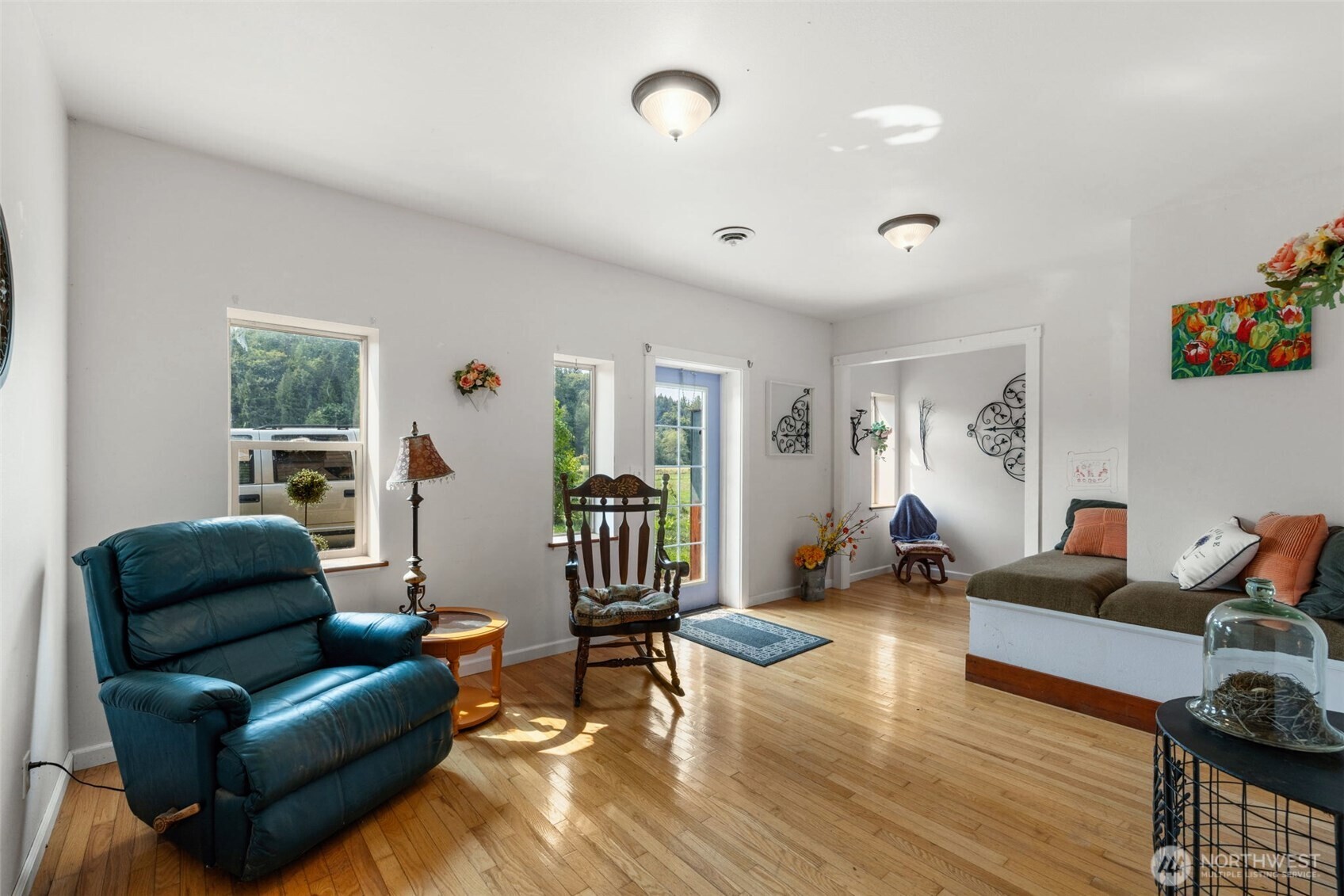 MLS #NWM2468748 image #4