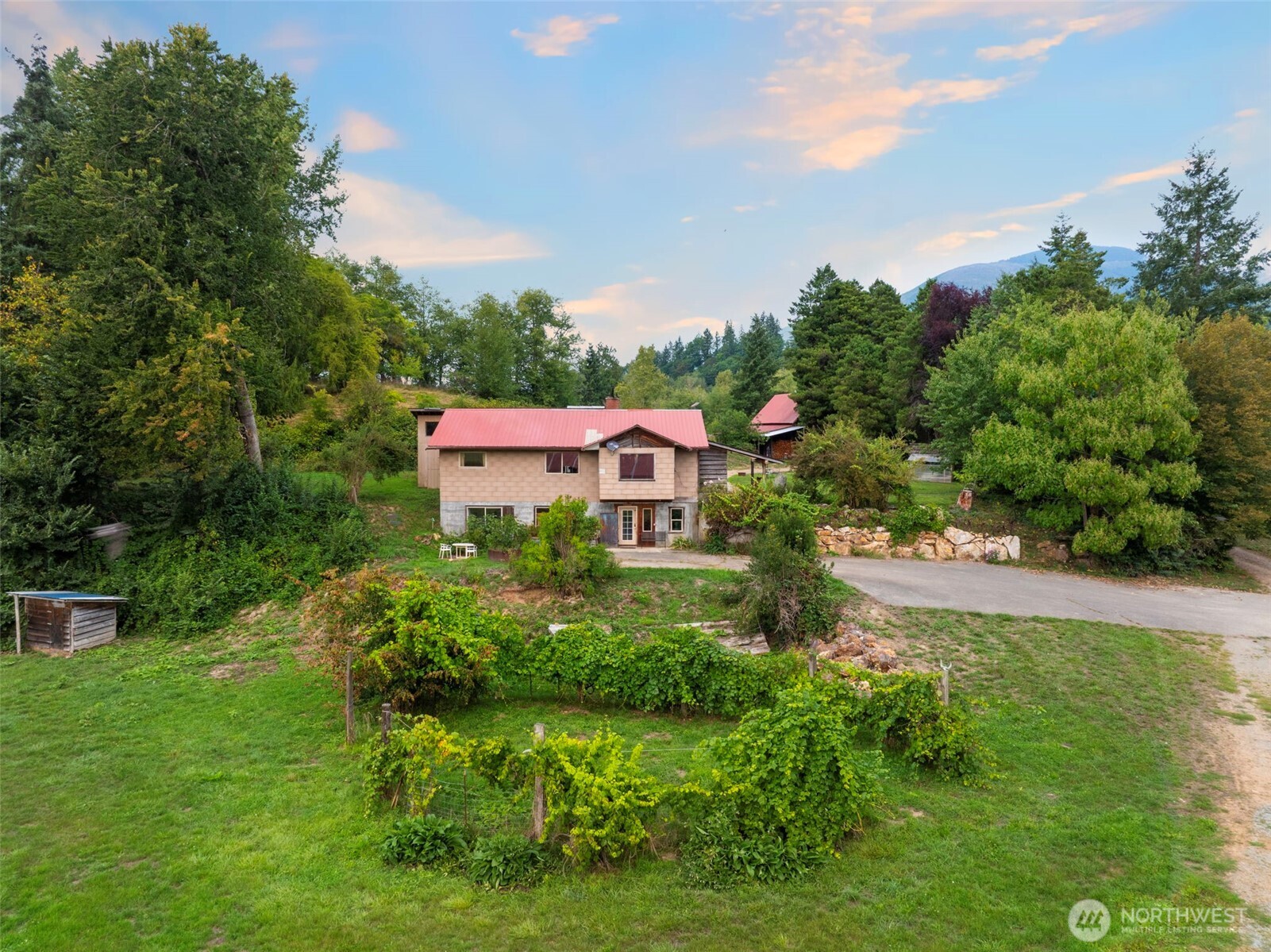 MLS #NWM2468748 image #1