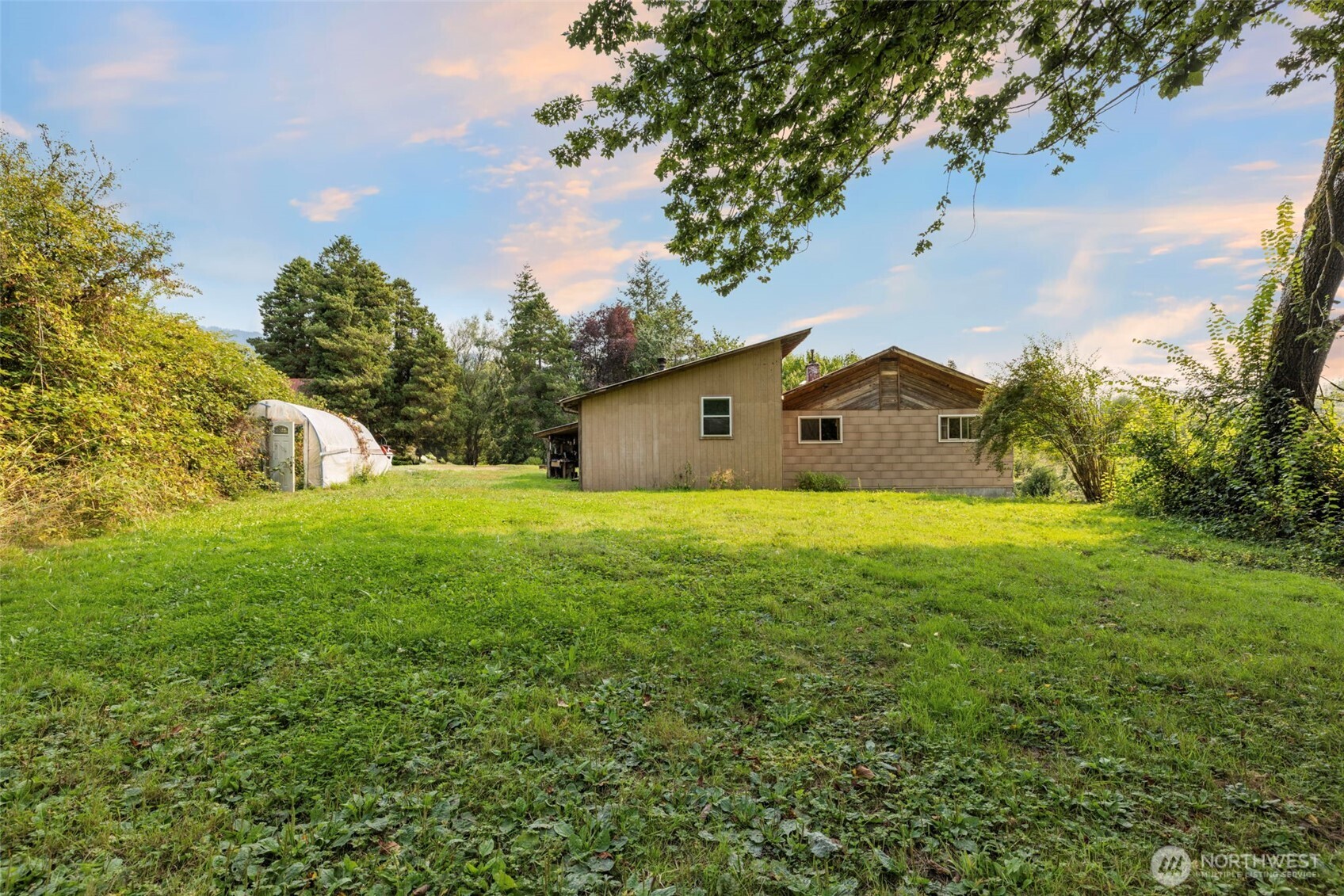 MLS #NWM2468748 image #16