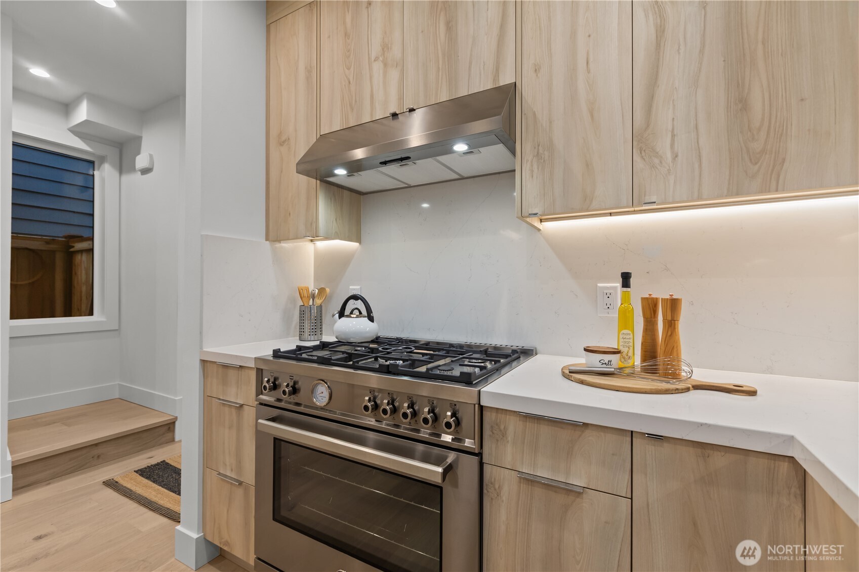 MLS #NWM2468947 image #23