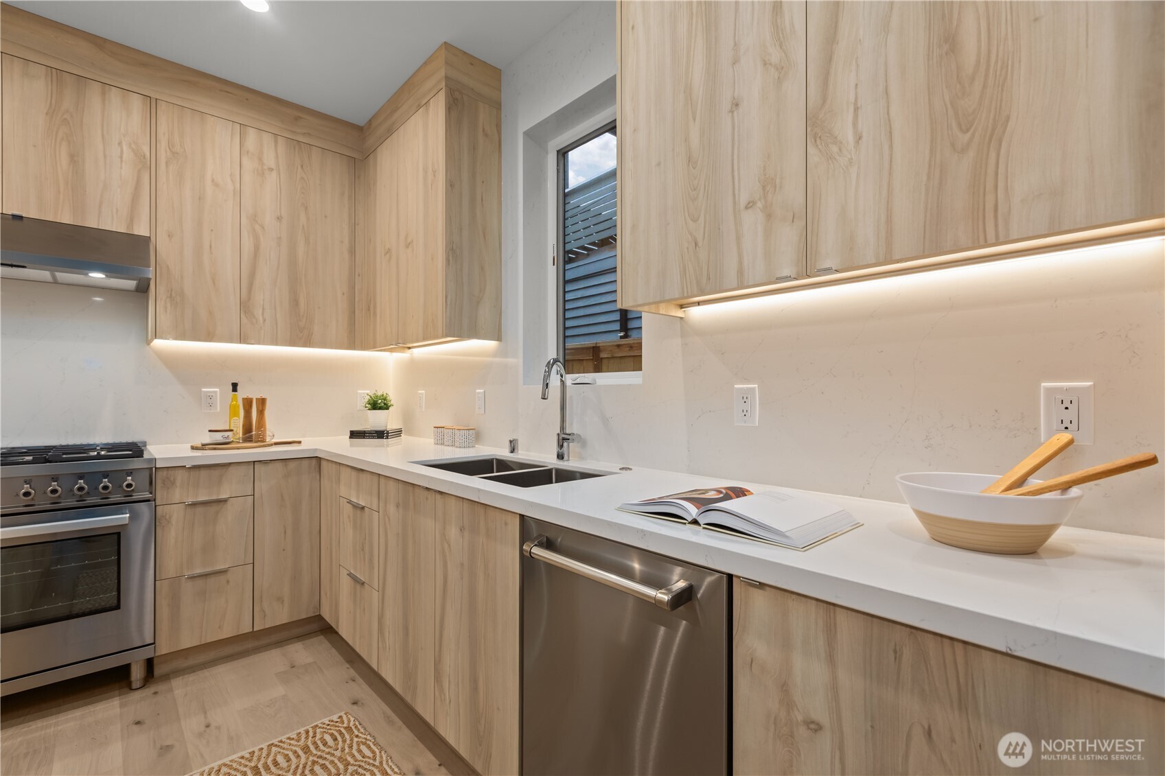 MLS #NWM2468947 image #25